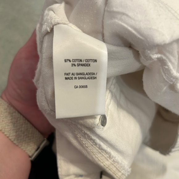 Reitmans Size 15 White Roll-Cuff Capri - Picture 2 of 11